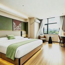 路漫漫酒店(高陵车城温泉花园店)