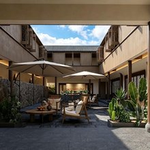 花筑·陈家台门百年古宅民宿(绍兴鲁迅故里城市广场地铁站店)