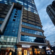 黔境山水酒店(凯里金融中心苗侗风情园店)