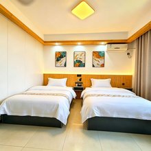 美衣佳客栈(张家界火车站天门山索道店)