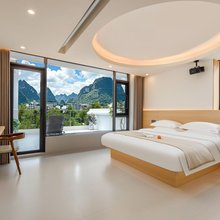 沐锦居民宿(遇龙河印象刘三姐店)