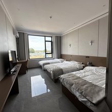 禾嘉臻品大酒店