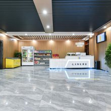 七点阳光电竞酒店(鹤壁兴鹤大街裕隆购物中心店)