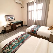 敦煌随缘客栈(鸣沙山月牙泉店)