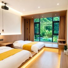 添一阁·Vista·星空泳池设计师美学美宿(月亮湾风景区店)