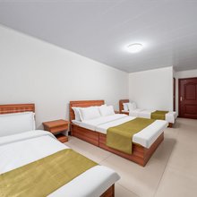 北戴河垚庚宾馆(老虎石海上公园店)