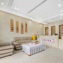 源丰酒店(昆明老街翠湖公园店)