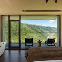 云栖岄·弥氧雪山悬崖民宿(双桥沟店)