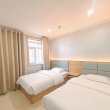 云居宾馆(西宁火车站店)