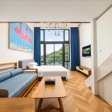 澜梦公寓(广州东站燕塘地铁站店)