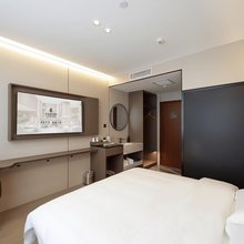 艺龙瑞云酒店(包头昆区王府井包百步行街店)