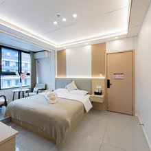 馒有意思民宿(广元澳体中心万达广场店)