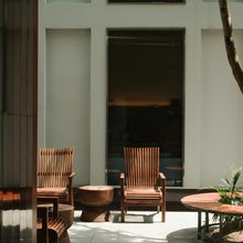 咏物酒店(南宁民族广场地铁站店)