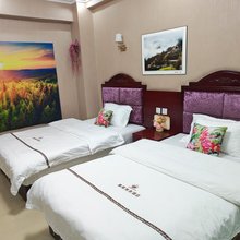 丹巴嘉莫商务酒店