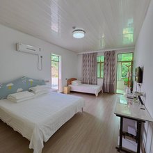 衢山岛窝里香民宿