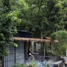 虹HONG·瀑布溯溪·悬崖泳池度假民宿(安吉云上草原店)
