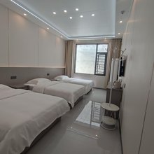 信阳鸡公山益彩民宿
