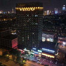 长春南湖假日酒店(南湖公园工农广场地铁站店)