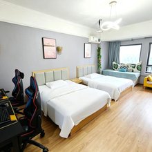VV江景电竞影院公寓(积玉桥地铁站店)