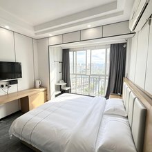 仁怀和成酒店(国贸购物中心店)