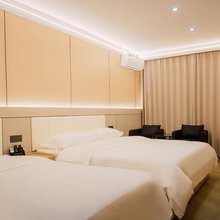 维柯斯酒店(西宁曹家堡机场海东西站店)