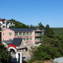 镜泊湖观湖度假酒店