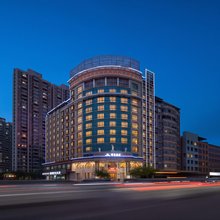 锦呈酒店(赣州开发区万达广场店)