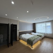 鸿嘉度假酒店