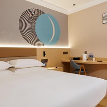 荷乡悦居酒店(新亚细亚购物中心店)