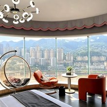 DaYin隐于市江景影院式民宿(重庆解放碑朝天门广场店)