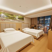 逸宾酒店(贵阳北站店)