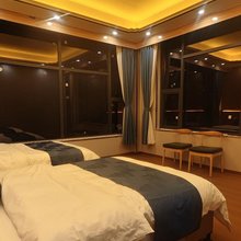 格聂圣境酒店