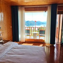 泸沽湖仙湖园酒店