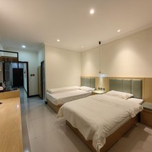 化德县聚福商务宾馆
