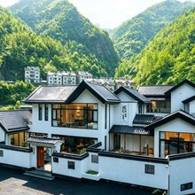 溪云·十间堂度假民宿(神农架木鱼镇店)