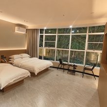 云来酒店(子洲县中心广场店)