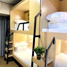 悦居Hostel青年旅舍(中山医院店)