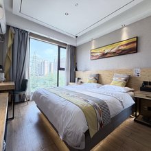 雅思轻居酒店(新郑西亚斯国际学院店)