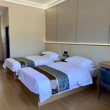 云栖望岳民宿(昭苏湿地公园店)