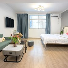 河畔8802民宿(商医路分店)