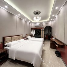 精河巷里民宿