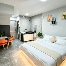 蜜蜂公寓(万家广场店)