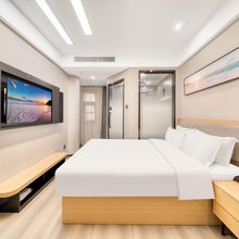 杭州铂兰酒店(滨江宝龙城伟业路地铁站店)