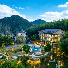 花筑·安吉胡桃里花园秘境携宠私汤民宿(竹博园店)
