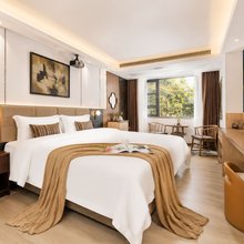 深圳源福设计酒店   (梅村地铁站店)