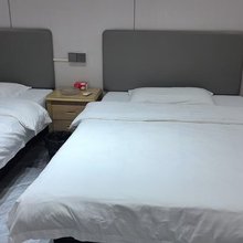 阳勇住宿
