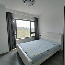 宜宾储小居
