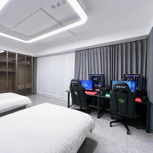 怪兽电竞公寓(日照蓝天广场大润发店)