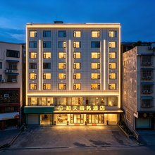 和天商务酒店(永顺民族医院溪州中学店)