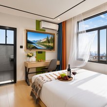 轻住·仰望秋水酒店(秋水广场翠苑路地铁站店)